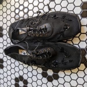 Mesh style embellished sneakers